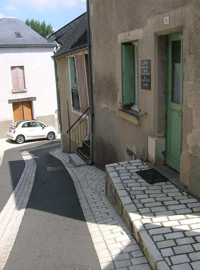 Hotel Le Petit Jardin Yoyo Monts Exteriér fotografie